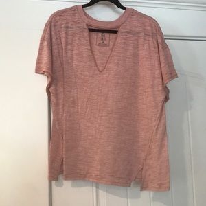 We the free key hole top